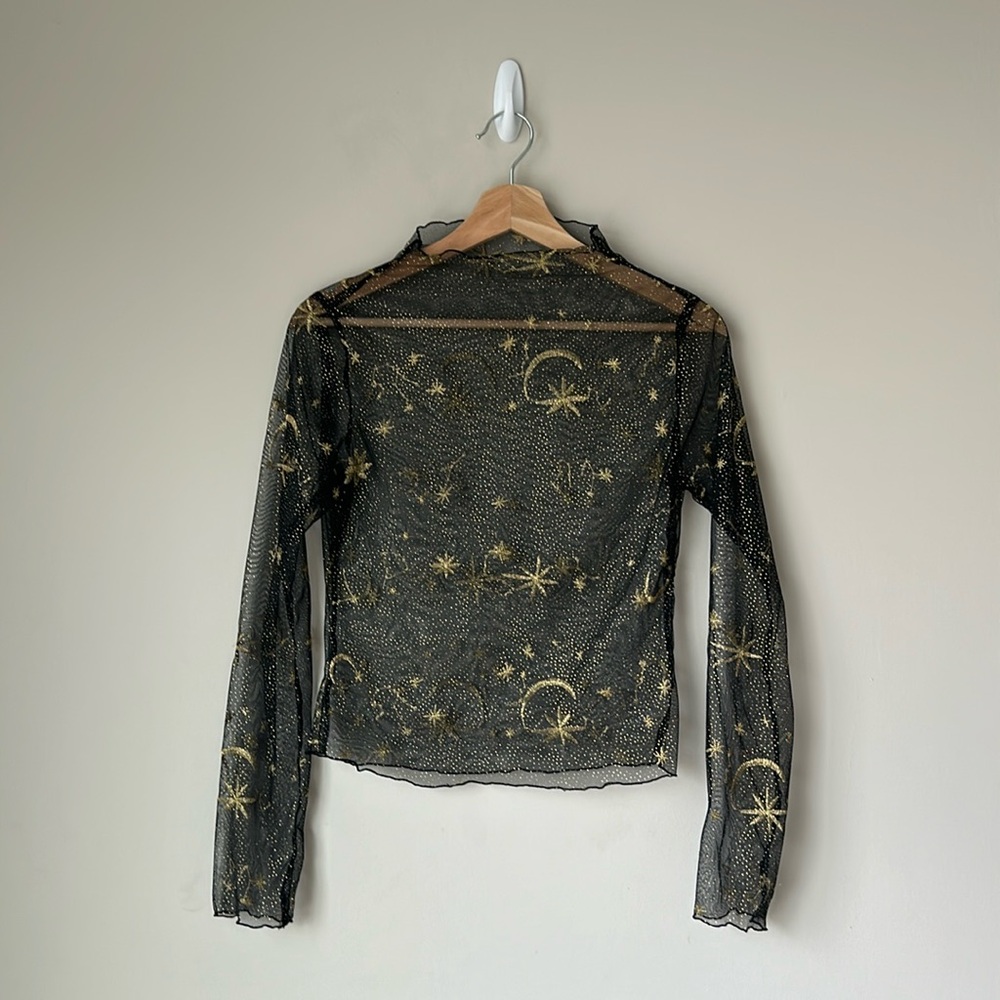 Soleil Store Embroidered Mesh Long Sleeve Top